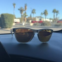 Oakley Frogskin Sunglasses 