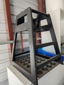 Restaurant style high chair