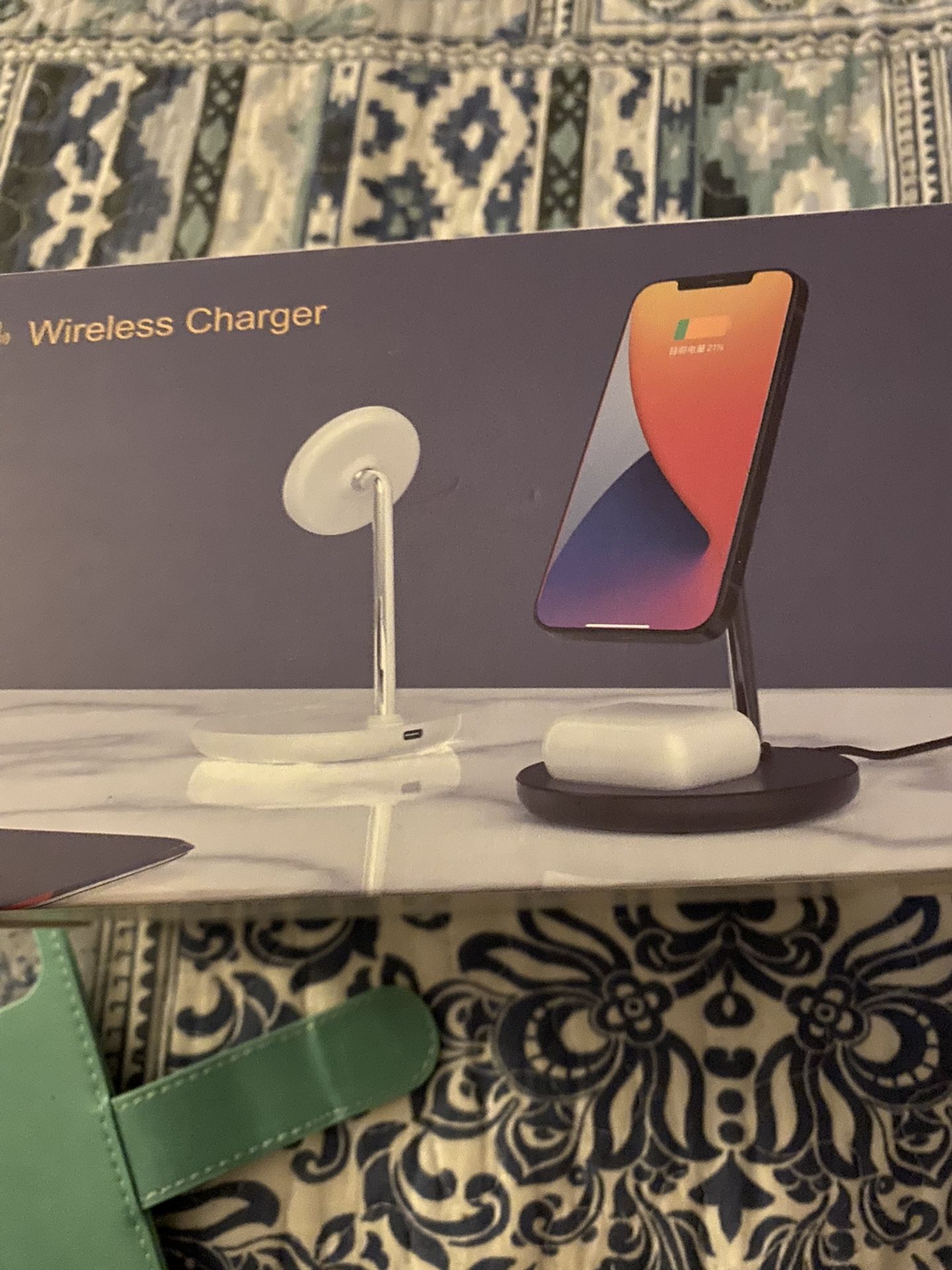 Magnetic  Wireless  Charger