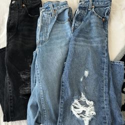 Levi’s Ribcage Jeans