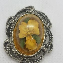 Victorian Dried Flower Brooch Filigree