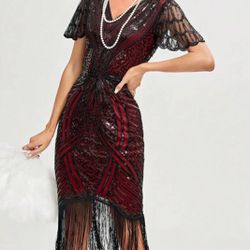 1920s Flapper Sequined Dress / Size: 12