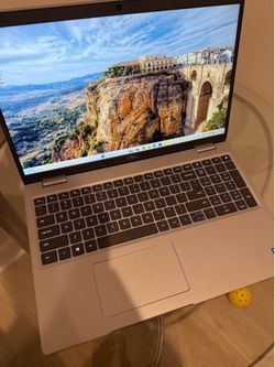 Laptop Dell precision 3560