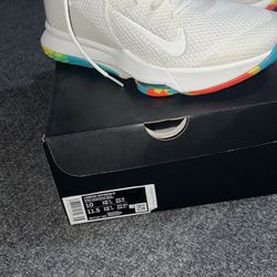 Lebrons Witness IV