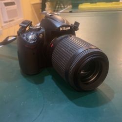 Nikon D5000