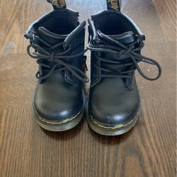 Size 4 Toddler Doc Martins 