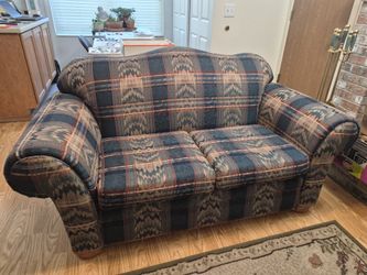 Free love seat