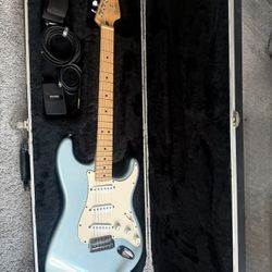 🎸 Fender Stratocaster MIM + Amp + Case — Ready to Play!