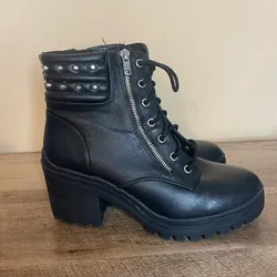 No boundaries women boot