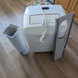 8000 BTU AC Unit