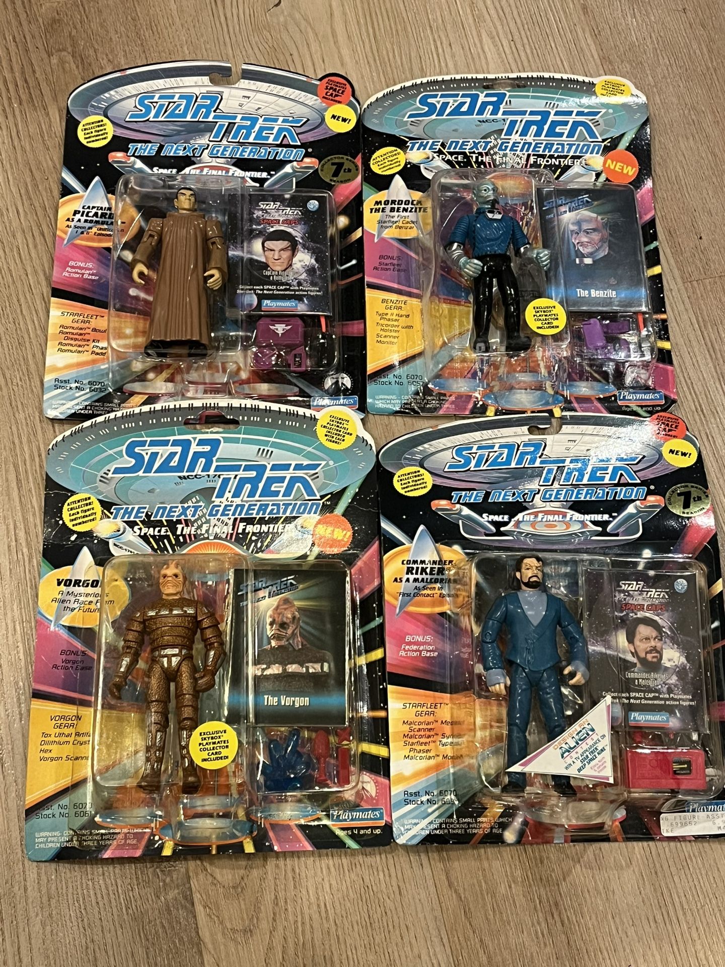 4 Star Trek Next Generation Action Figures Brand New