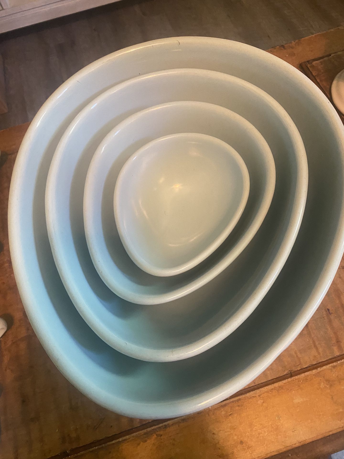 Nigella Lawson Living Kitchen Mixing Bowls & Measuring Cups- Set of 4
