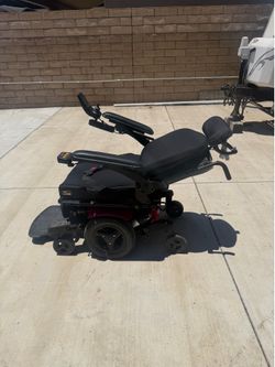 Quickie QM electric wheelchair