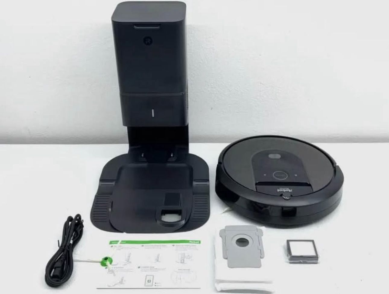 Roomba I7 Plus Robot Vacuum