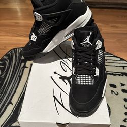 Jordan 4 White Thunder