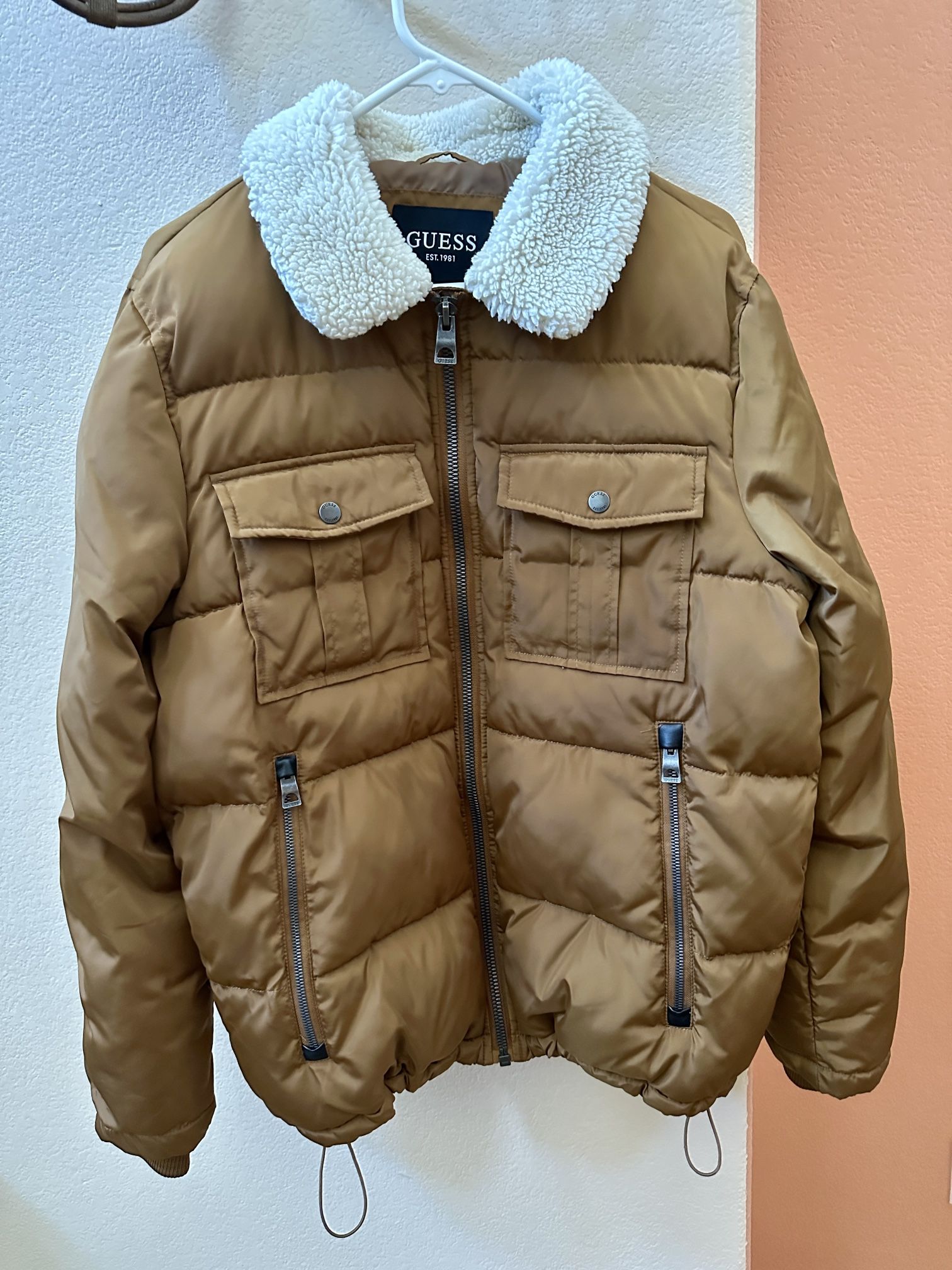 Guess Puffer Jacket Men’s Size M