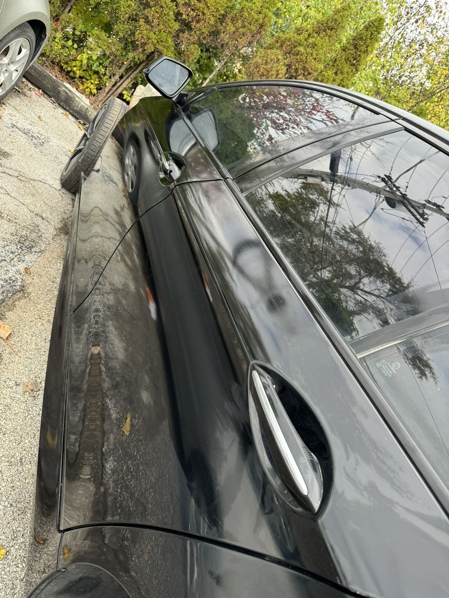 11-16 BMW F10 535i 550i 528i M5 front driver Side Door