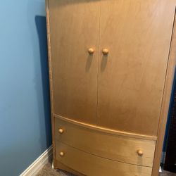 Baby changing table-Dresser-Chest-Armoire-Night Stand