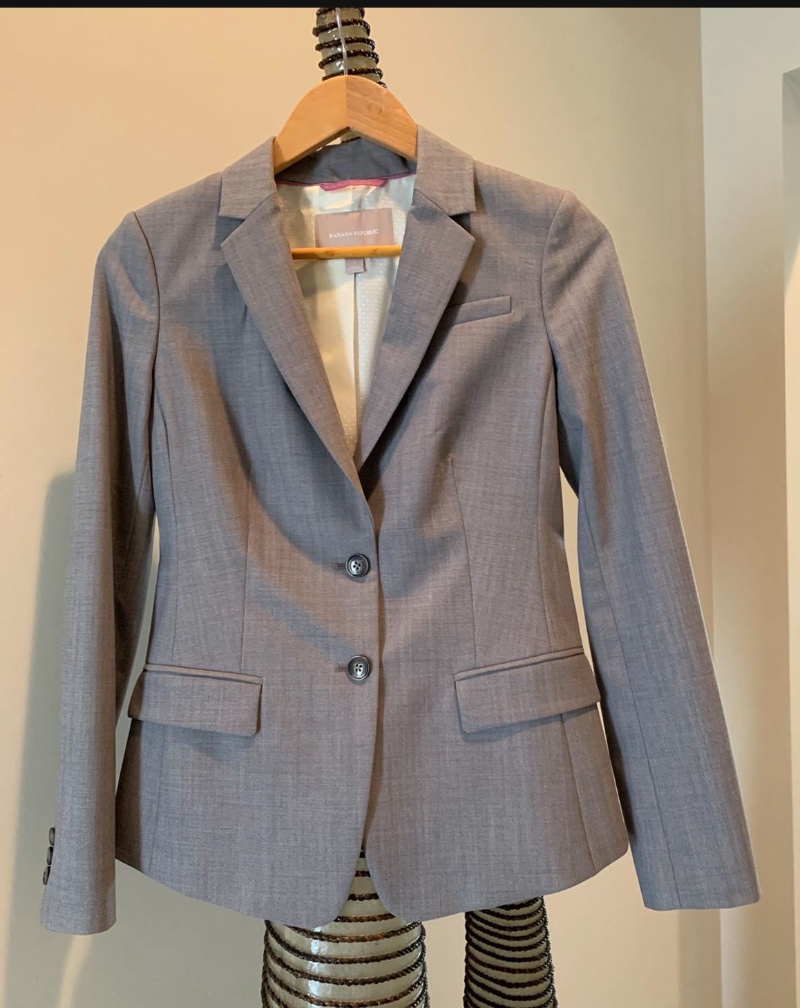 Brand New Bananas Republic Women Blazer - Size 2