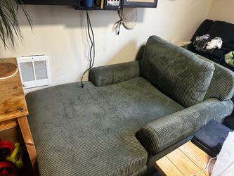 Atlai Chaise Lounge