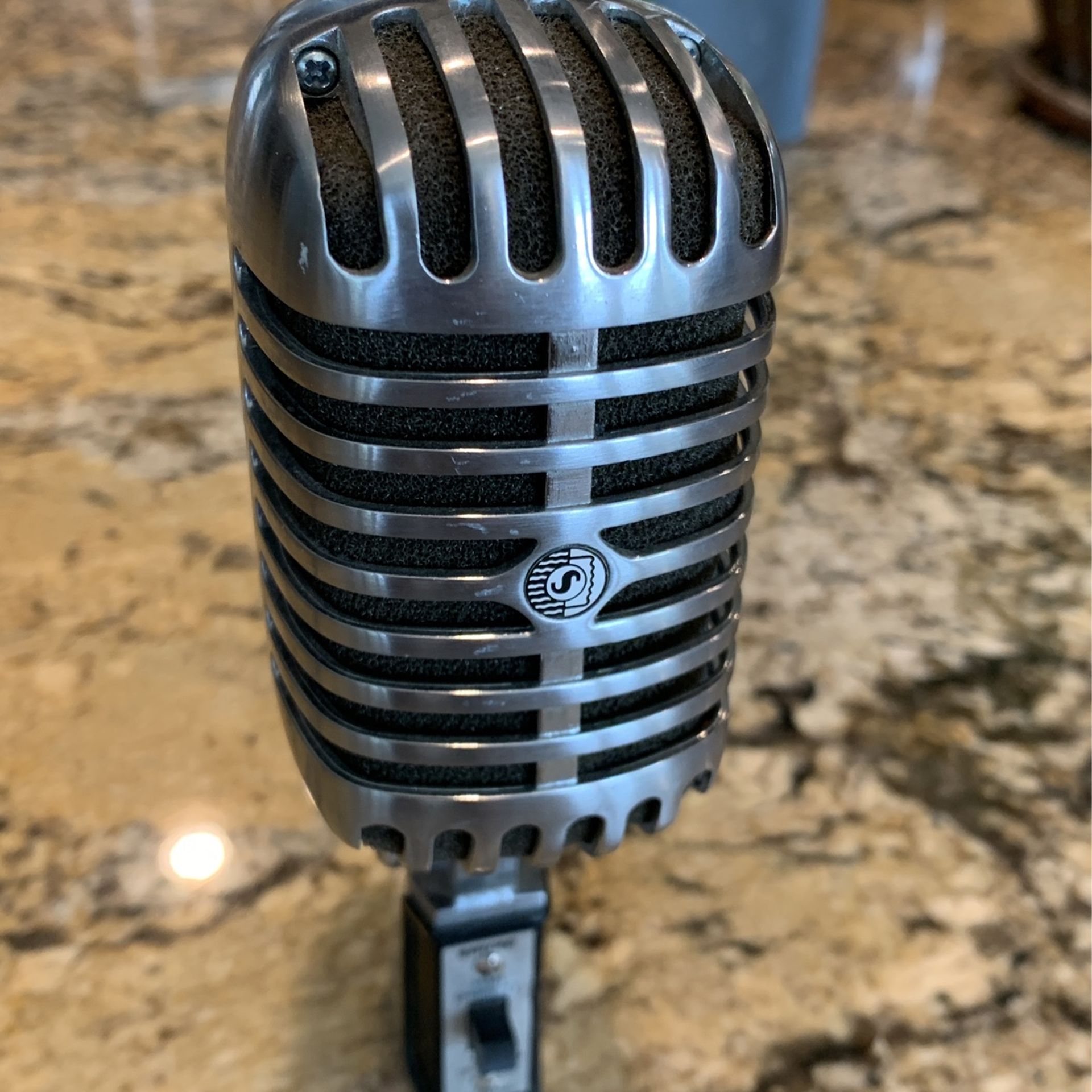 Shure 55SH Series II Dynamic Microphone for Vocal With ON/OFF switch USED Silver