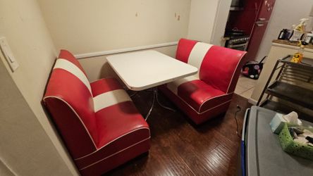 Retro 1950s Style Diner Booth Set