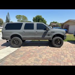 Excursion 6.0 diesel lifted