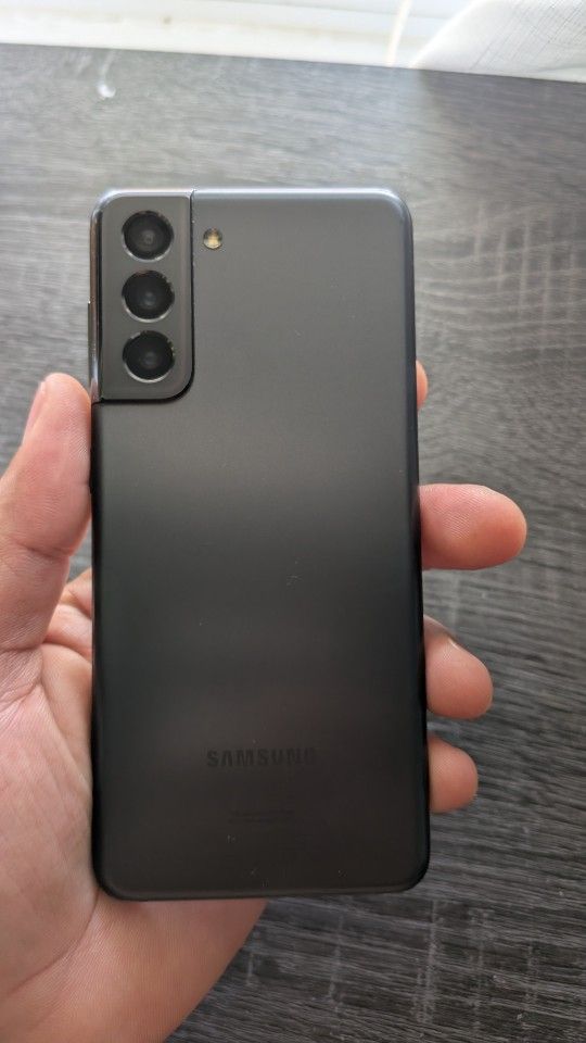 Samsung S21 5G .. Fully Unlocked