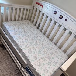 Baby Crib 