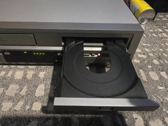 Broksonic DVCR-810 DVD Player Video Cassette Recorder Player