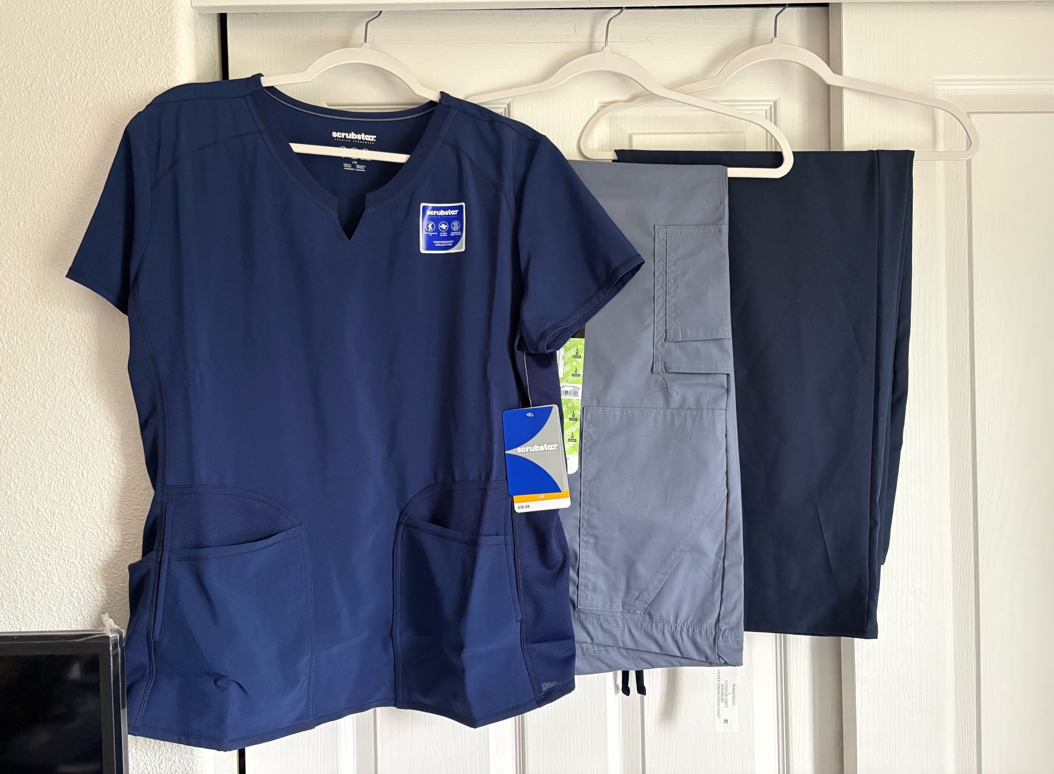 Scrubs women’s large