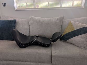 Motorcycle seat