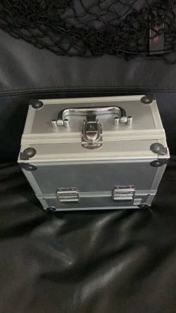 Make up case