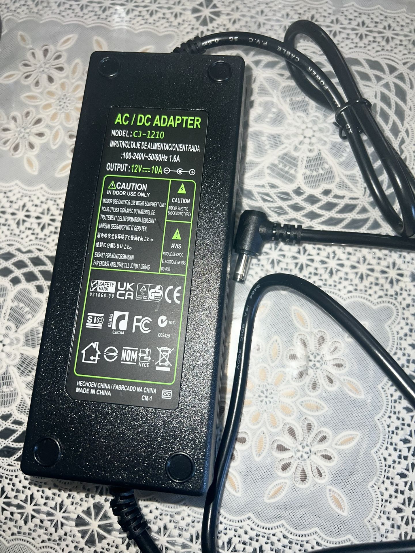 AC 100-240V to DC 12V 10A Power Supply Adapter Converter