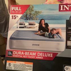 Brand New Air Mattress Full Size Bought The Wrong One And Walmart Doesn’t Do Refunds ! 