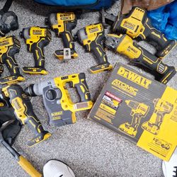 Dewalt Xr 20v Brushless 2 4ah Two 5ah And 29v Xr Lithium Batteries 