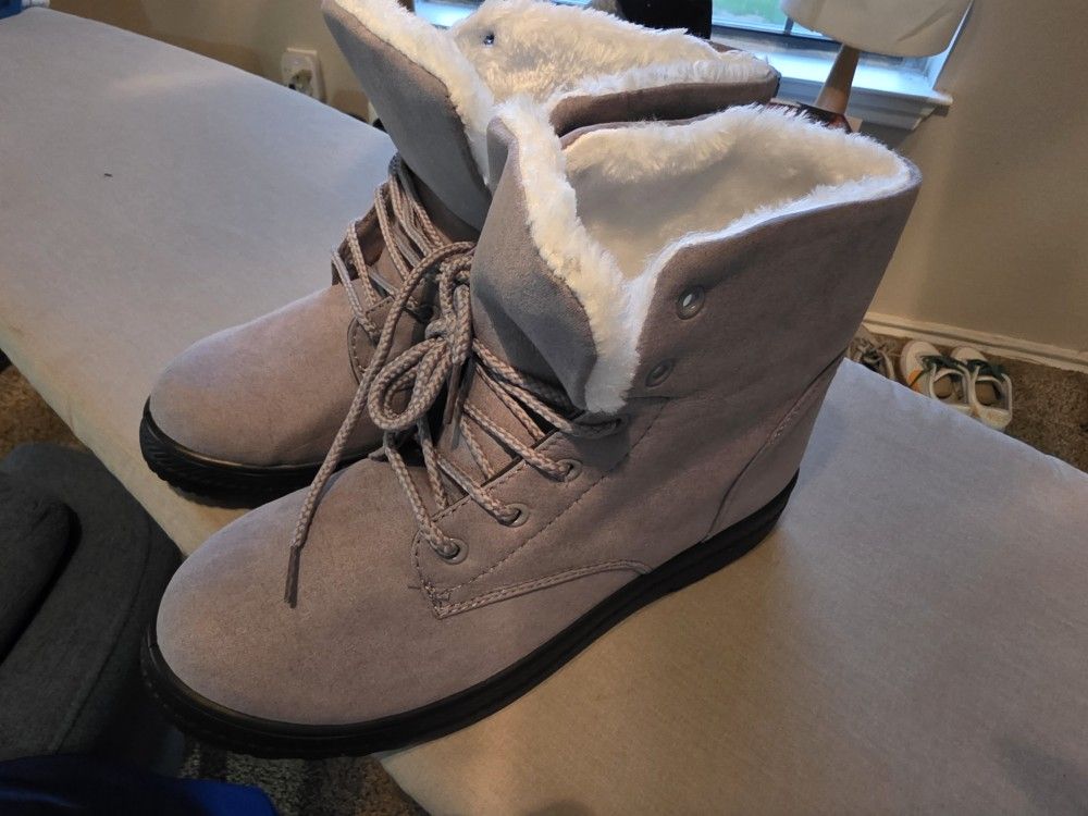 Women Suede Boots