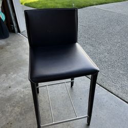 Set Of 4 Dania Bar Stools