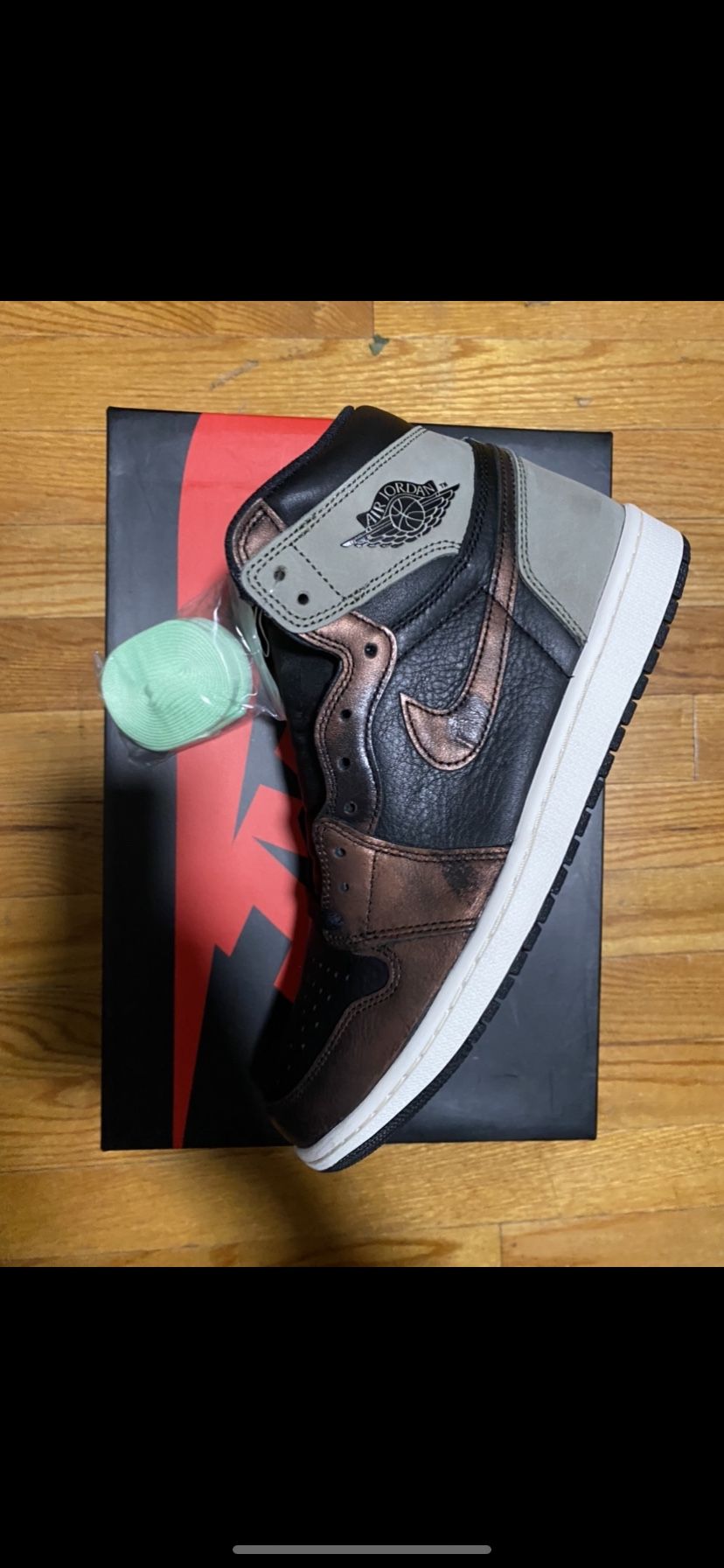 Air Jordan 1 Patina Sz 11