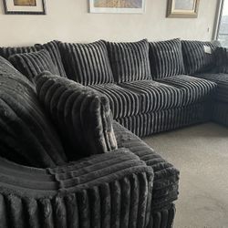 Grey Sectional Sofa With Chaise