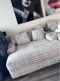 Over sized chair lounge
