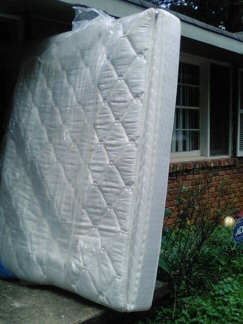 Sleep Number mattress set $200