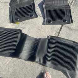 Large Toyota tundra mats