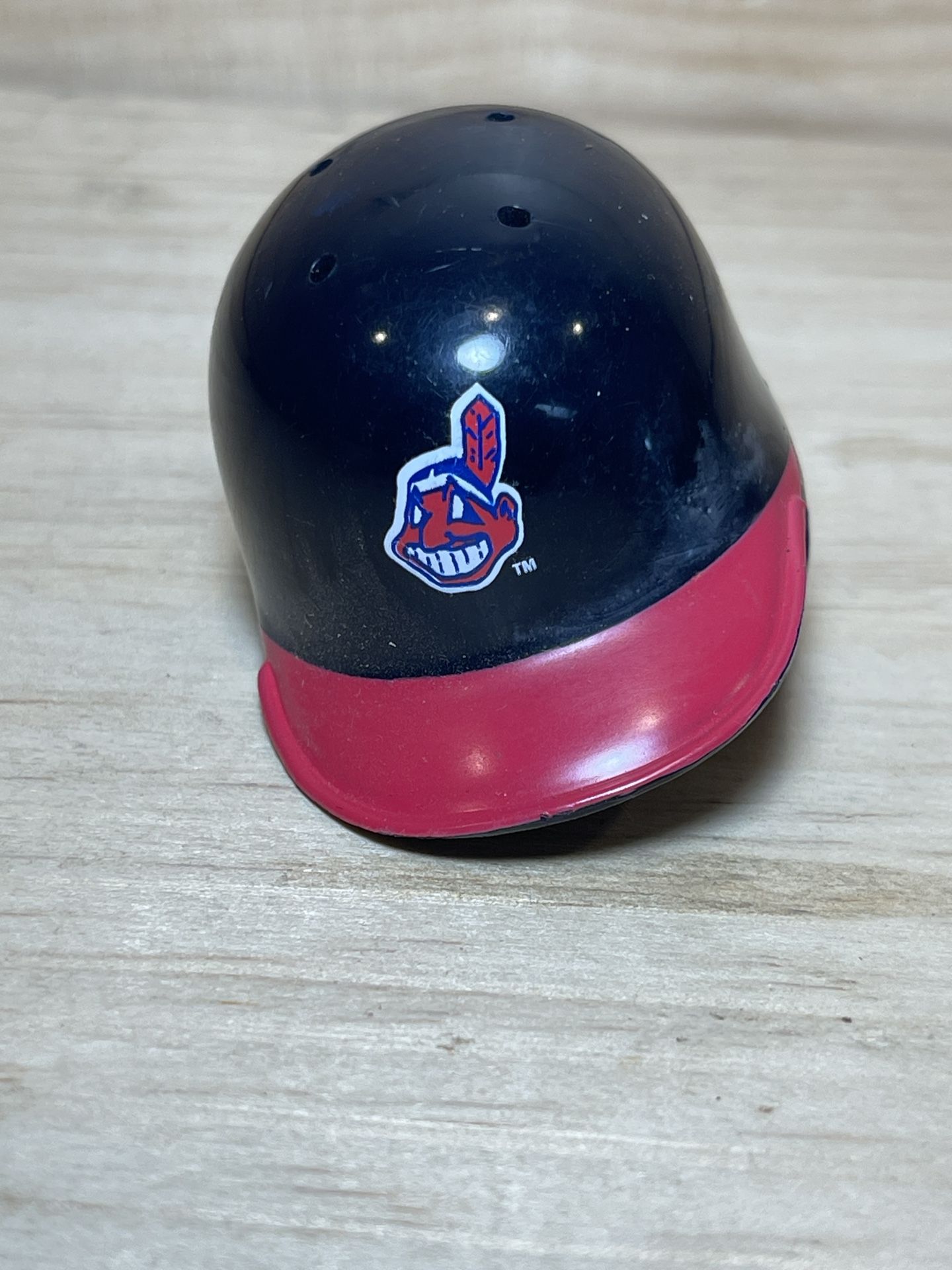Vintage MLB Atlanta Braves Detailed Mini Helmet 1997