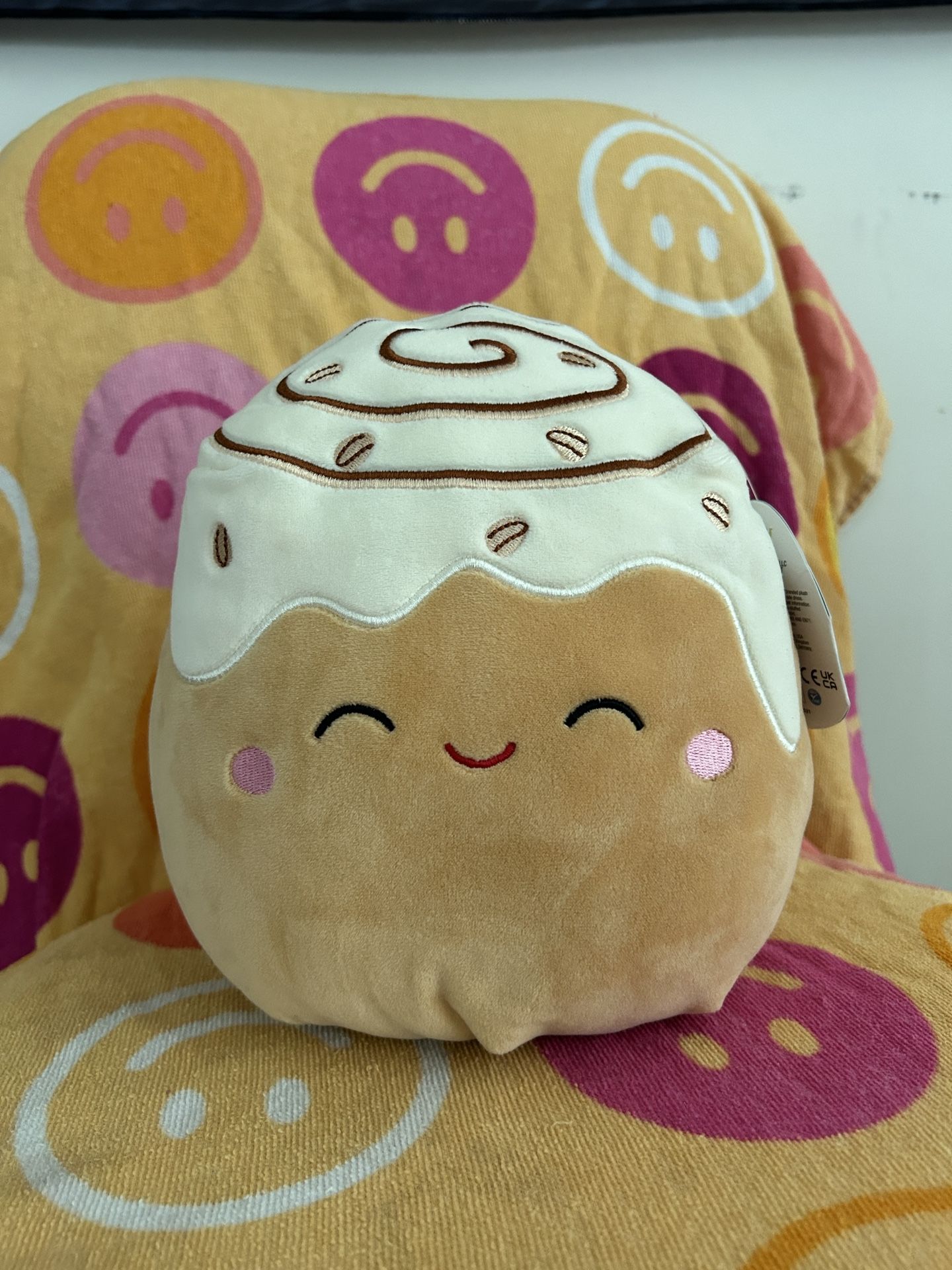 Chanel cinnamon Roll squishmallow 8 inch
