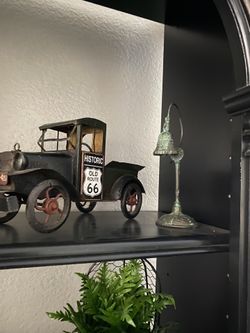 Vintage Ford Car Really Collectibles  