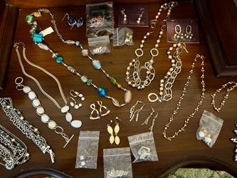 Designer/Costume Jewelry Sets Sterling