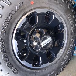2025 NEW OEM ORIGINAL TAKEOFFS TIRES AND WHEELS FORD F-250 TREMOR 18 TIRES GOODYEAR NEW 100 % DOT 1125 $ 1950 