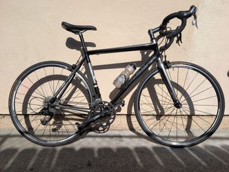 Trek Alpha 2.1 Road Bike – 54cm – Upgraded