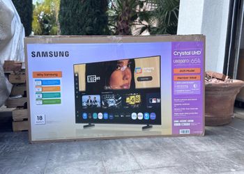 65 “ Samsung smart 4K LED HDR TV
